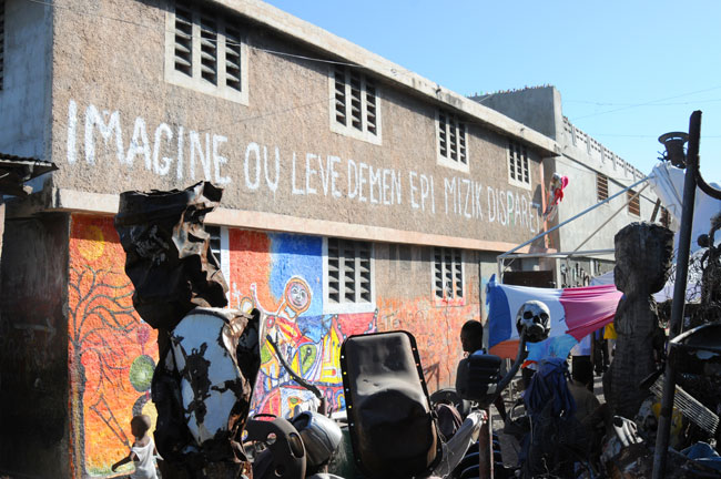 IMAGINE GRAFFITI