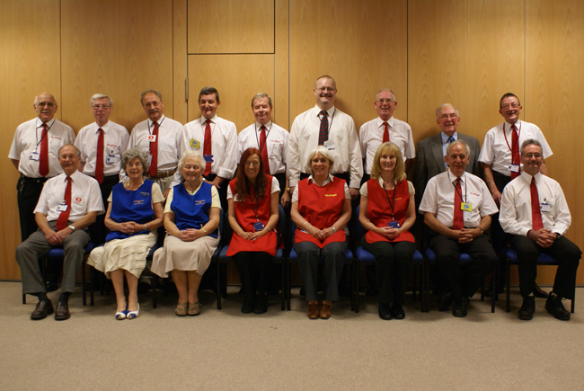 17 Hospital Volunteers